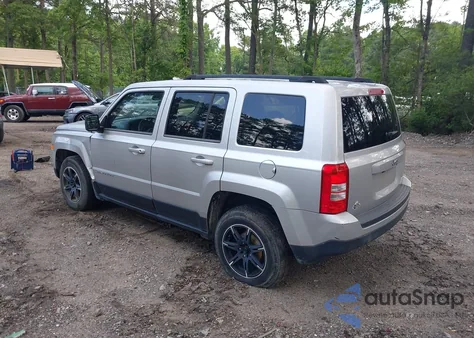 2013 Jeep Patriot Sport из США, поврежденный, VIN 1C4NJPBA8DD272683